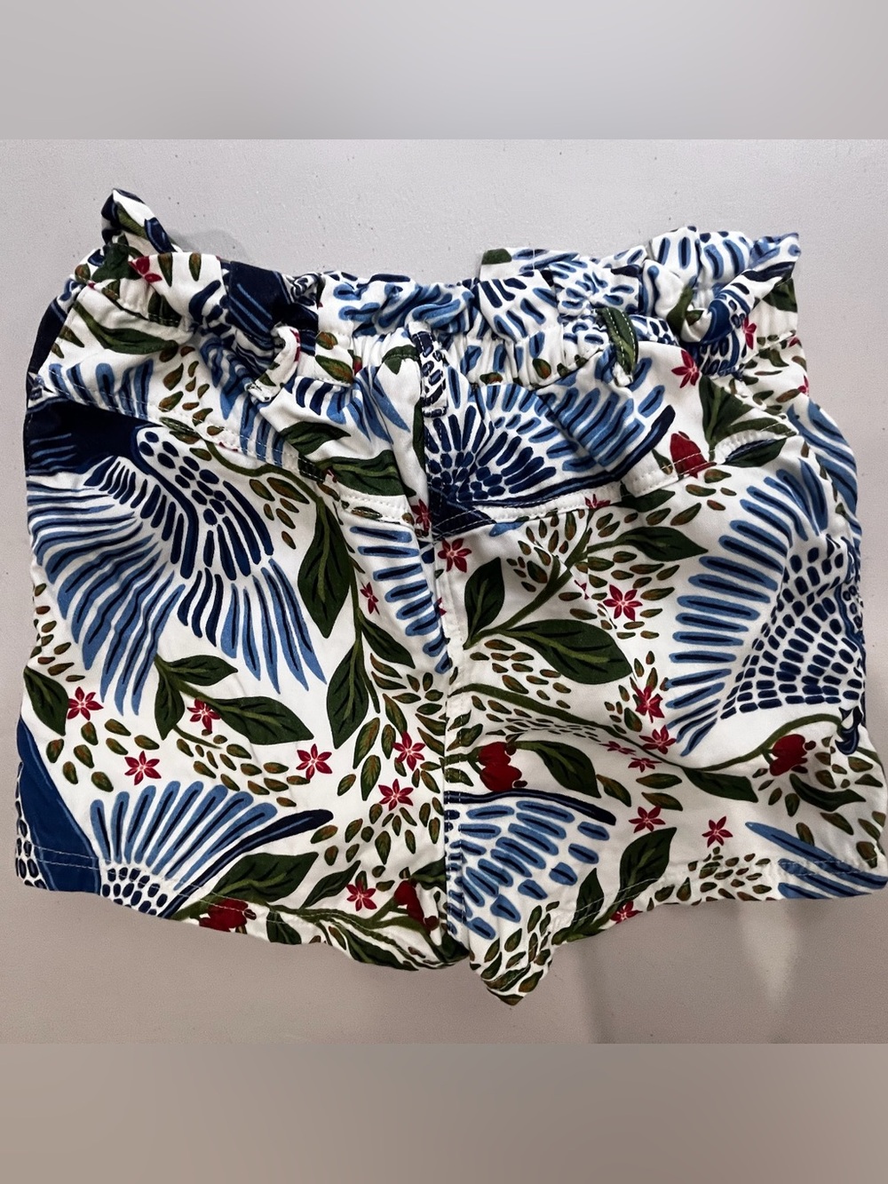 FARM Rio Macaw Flight Blue Green Paperbag Waist Shorts Sz Small. Missing belt - Picture 4 of 11